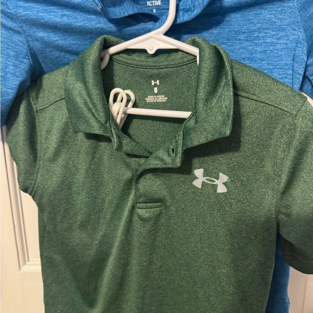 Set of Three Kids Polos! Green, Blue, & Hawaiin! Classic combo. Boys 6. - Picture 5 of 12